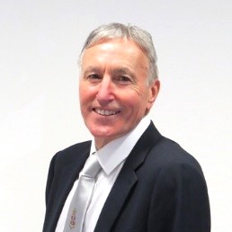 Headshot of Robert Edwards