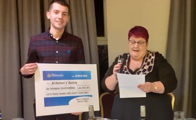 And Oddfellows and Charity representaitve with a big cheque.