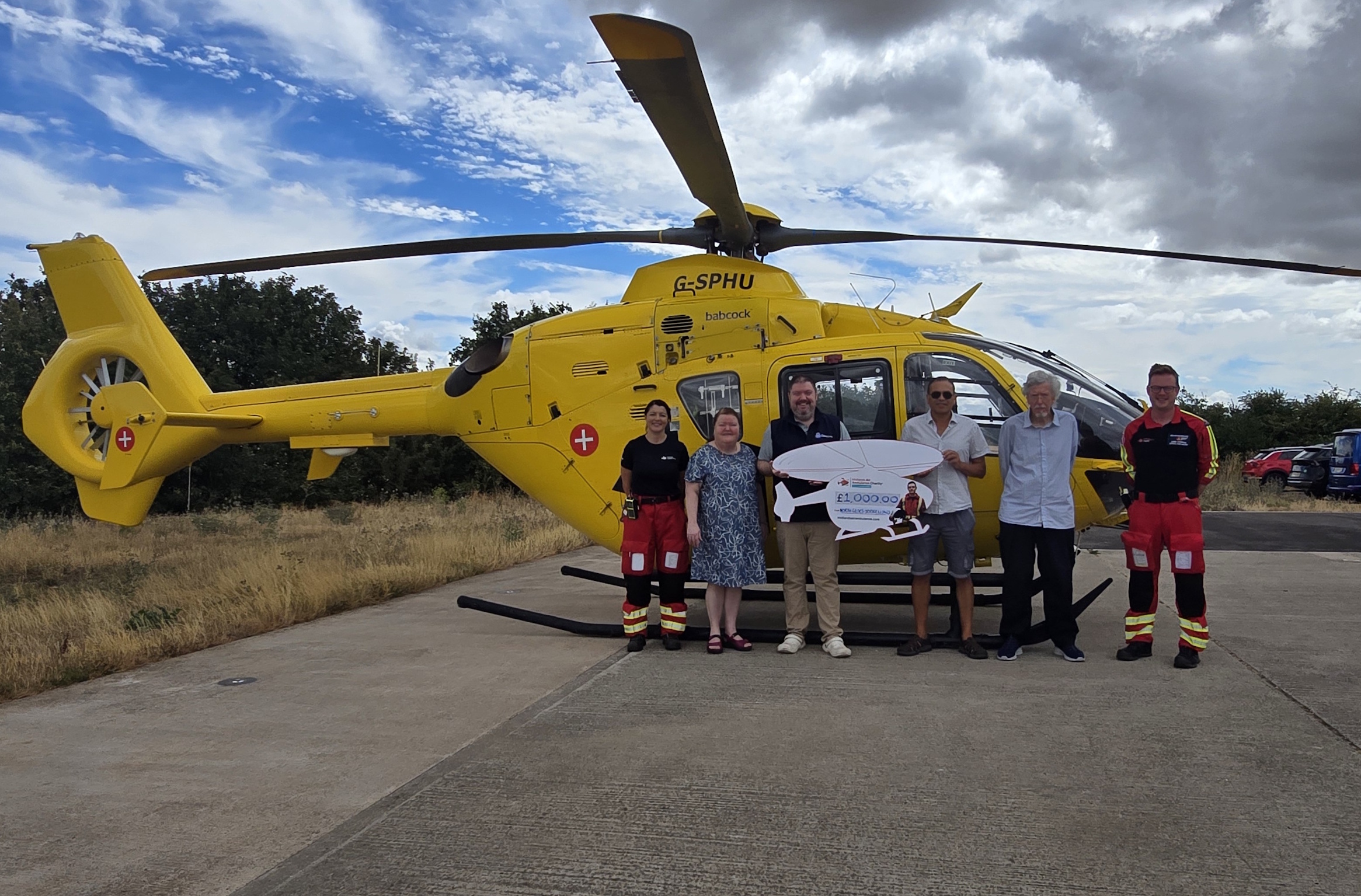 North Gloucestershire Oddfellows Donates £1,000 To Midlands Air Ambulance Charity